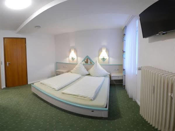 Gaestehaus Cafe Heck Titisee Dış mekan fotoğraf